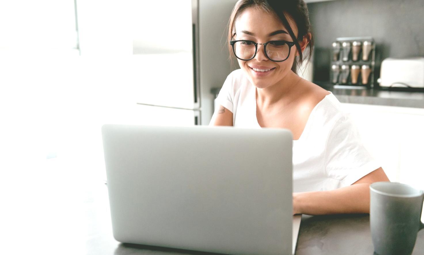 Análisis de gráficos de trading con indicadores técnicos